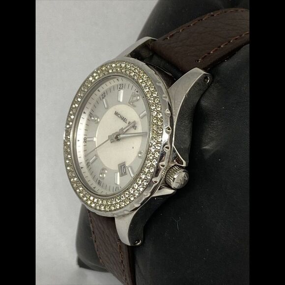Michael Kors MK5401 Women's Brown Leather Analog White Dial Quartz Watch XX948 - Picture 4 of 12